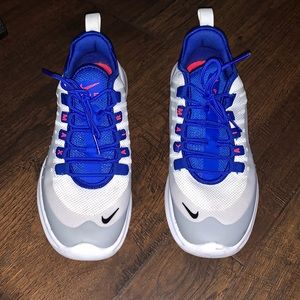 Nike Air Max Axis